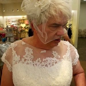 Meet your Posher, Paula